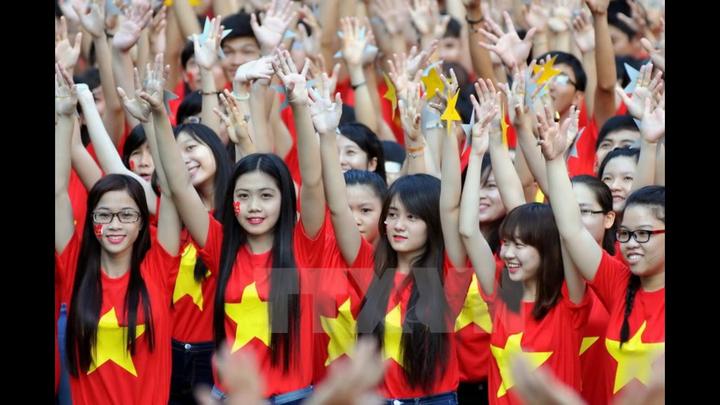 Sự Bùng Nổ Của Video Ngắn và Trí Tuệ Nhân Tạo: Vai Trò Thiết Yếu Của Đào Tạo Kỹ Năng Sáng Tạo Nội Dung